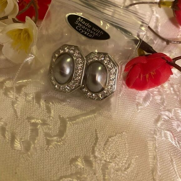 💦Swarovski Creative circle pierced Earrings - Picture 2 of 5